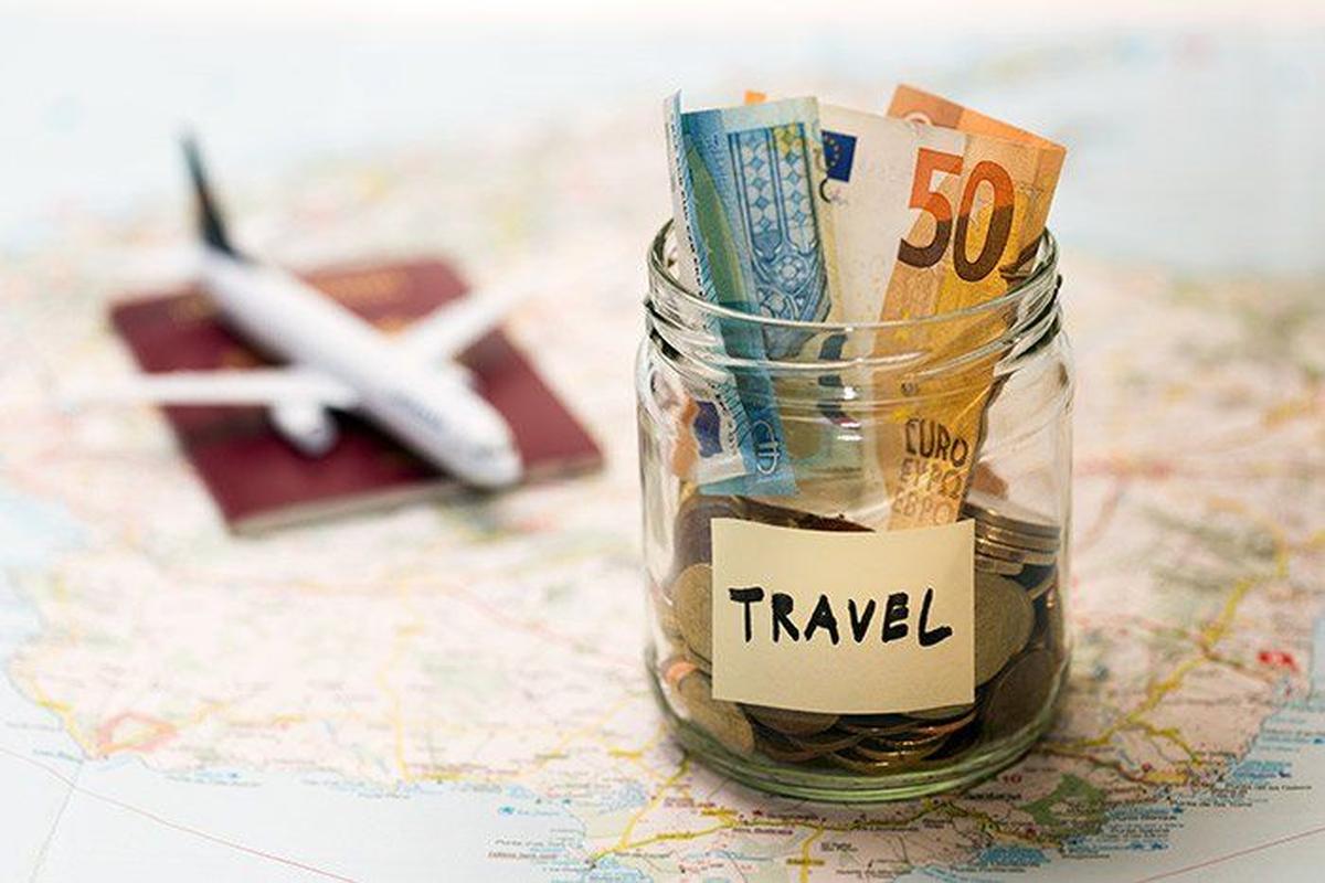 Ultimate Travel Guide: How to Save Money on Flights and Hotels Every Time